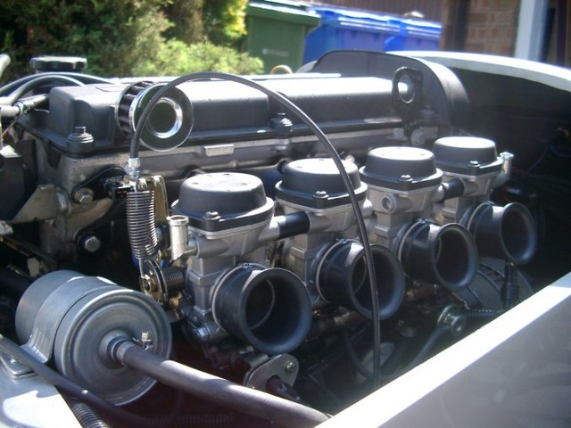 R6 THROTTLE BODIES